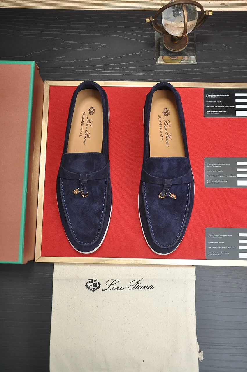 Men's shoes 💰400💶[𝐥𝐨𝐫𝐨 𝐏𝐢𝐚𝐧𝐚] [Couple model] High-end quality, affordable price, LP classic loafers, Italian treasure brand, the only brand that can match Hermès! Only after wearing it do we know that we can’t live up to our feet. Women’s code: 35-40 (customized sizes 34, 41, 42 are non-returnable) Men’s code: 38-44 (customized 45, 46, 47, 48 are non-refundable) Fabric: Customized imported cashmere Lining: Customized imported fetal cowhide Foot: Imported benzene-dyed calfskin Outsole: Exclusive original glass rubber outsole